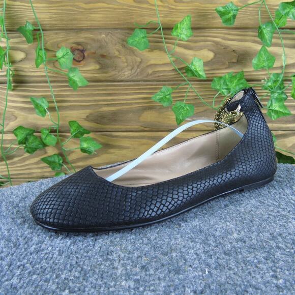 BCBGeneration Women's Gina Flat Black Synthetic Sz 9 Medium Gently Used 2025‎ - Picture 1 of 6